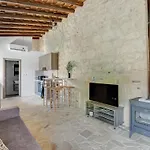 Sanders Andre Marie Apartment *