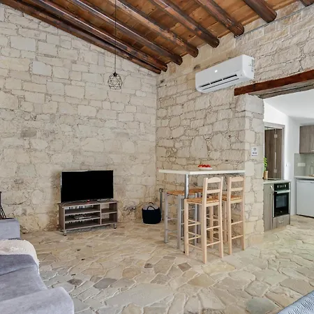 Sanders Andre Marie * Vasa Kilaniou